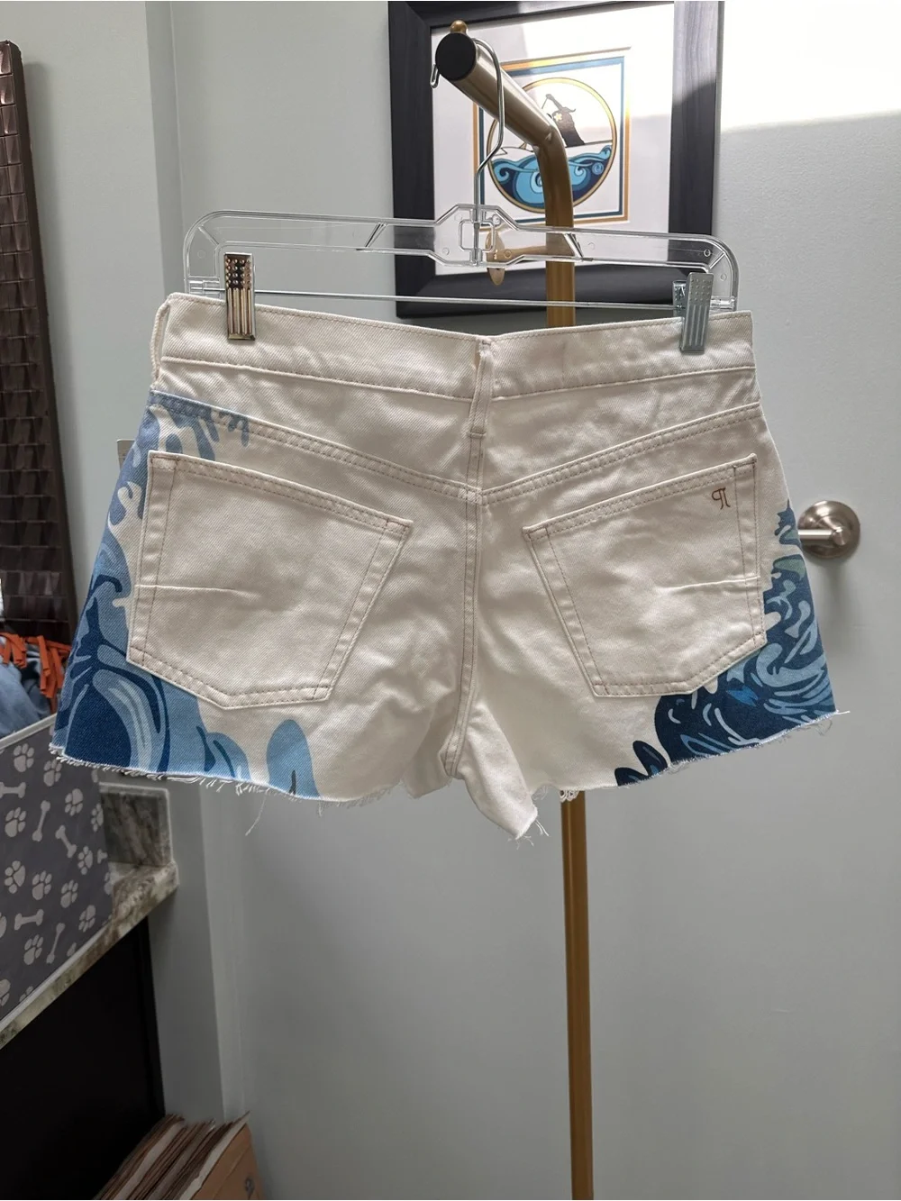 NWT Anthropologie Devon Denim Shorts by Pilcro: Wave Print Edition Size 27 - Picture 9 of 10